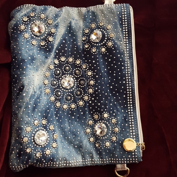 Handbag - Picture 2 of 6